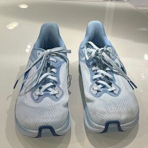 Altra Women's Light Blue Athletic Shoes